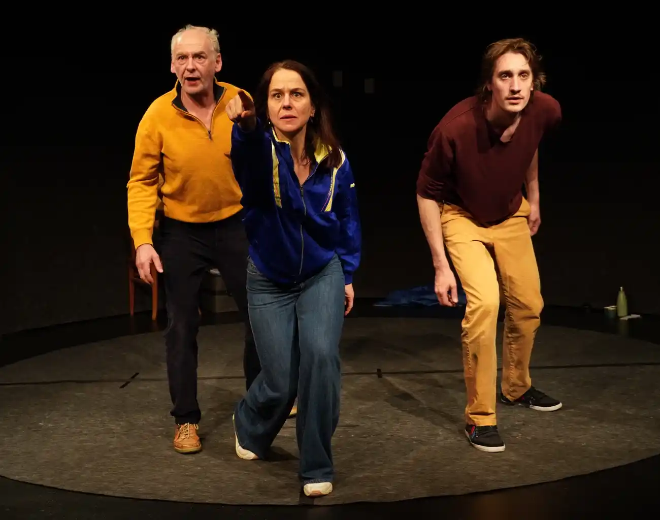 Frontières, du théâtre-forum théâtral